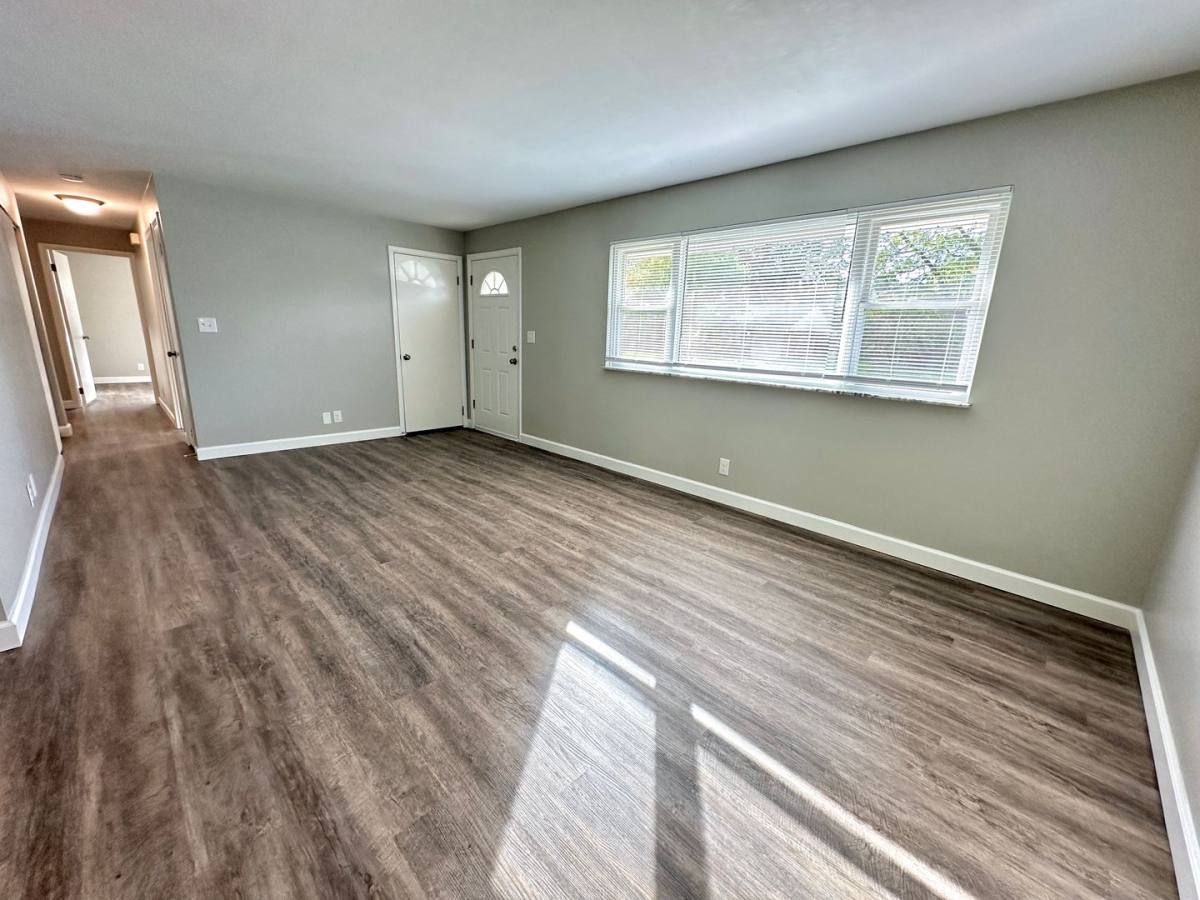 House for rent at 2274 Broadmoor Dr, Dayton, OH 45419