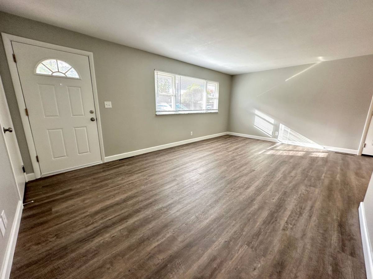 House for rent at 2274 Broadmoor Dr, Dayton, OH 45419