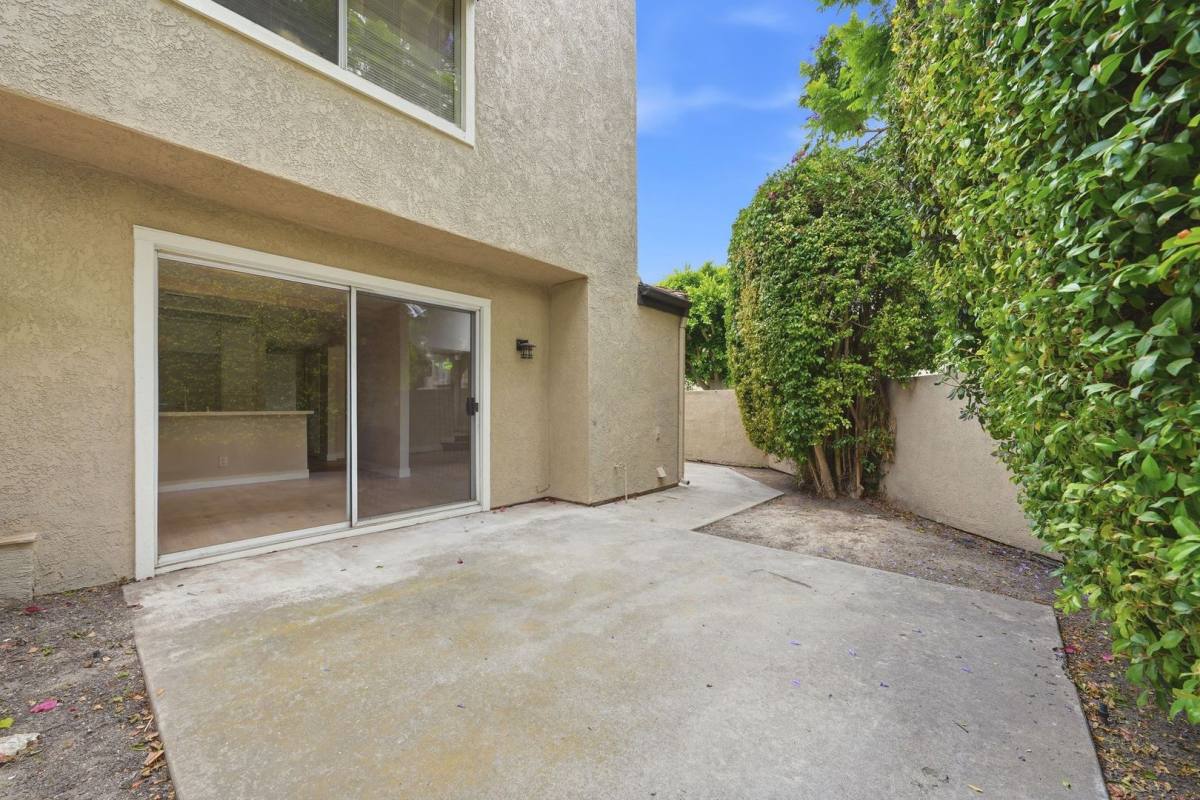 Townhouse for rent at 363 Stanford Court, Irvine, CA 92612