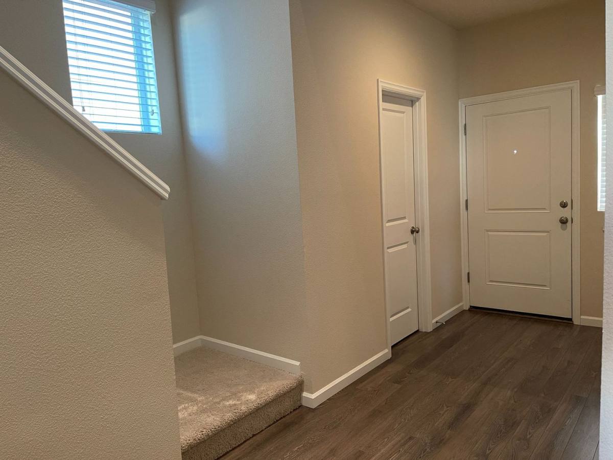 House for rent at 5035 NE 126th Ave, Vancouver, WA 98682