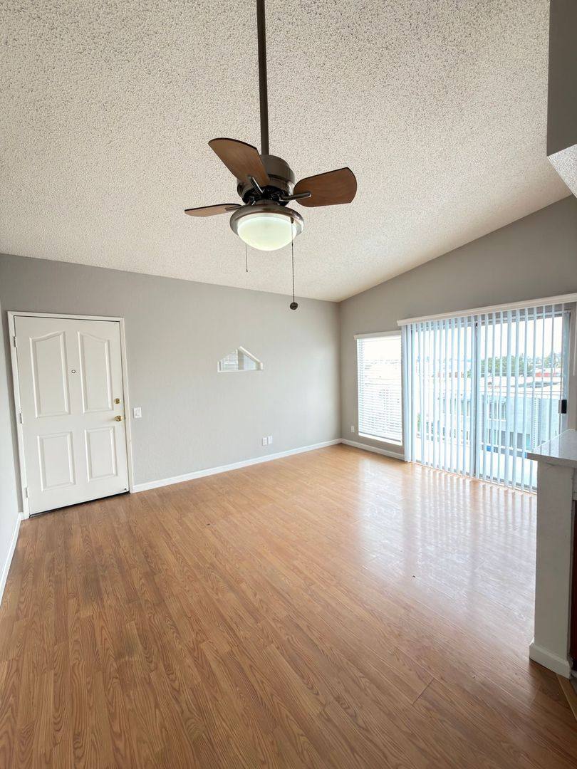 Apartment for rent at 1436 Obispo Ave, Long Beach, CA 90804