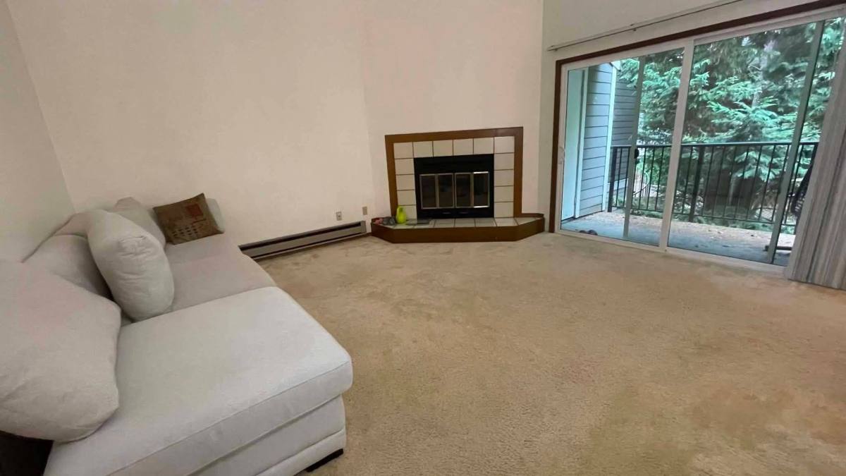 Condo for rent at 4208 Factoria Blvd SE, Bellevue, WA 98006