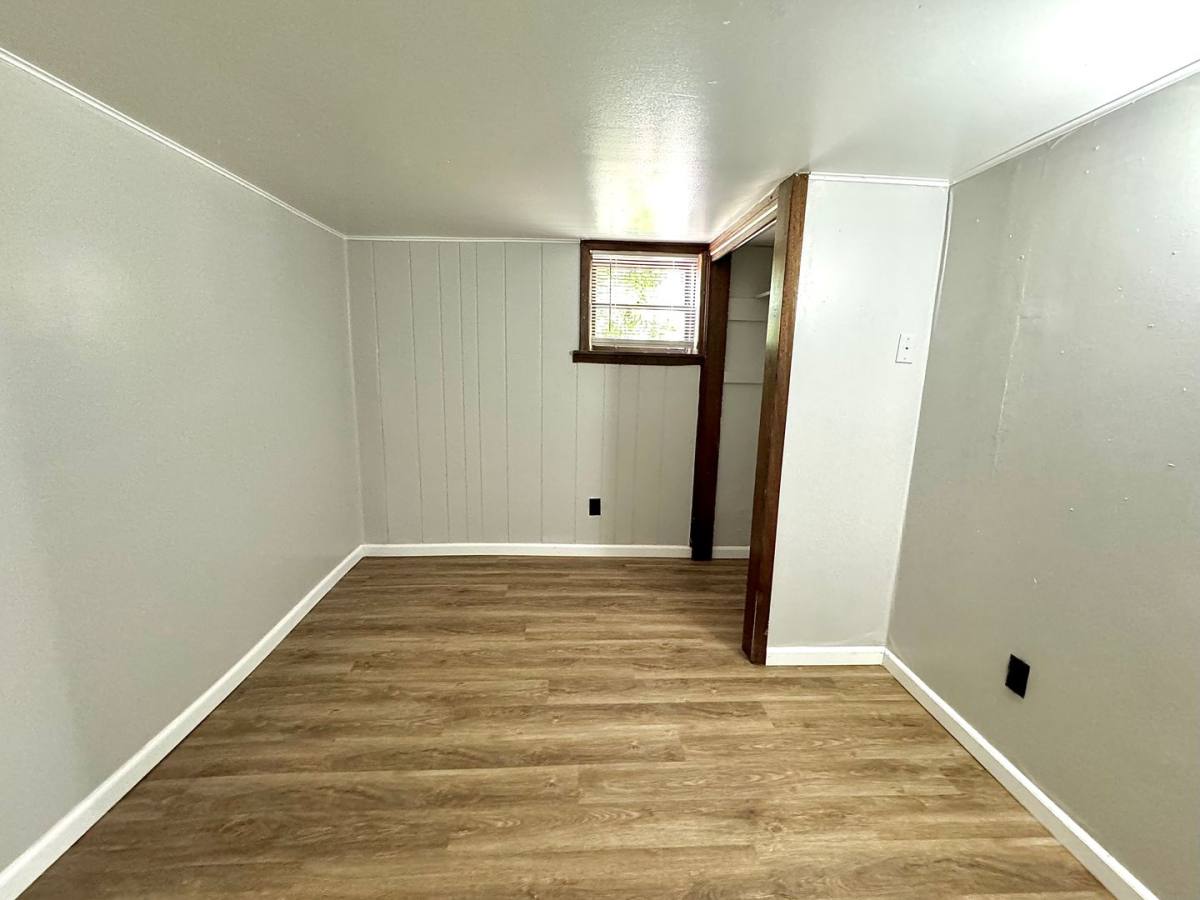 Apartment for rent at 1111 Eighth, Dodge City, KS 67801