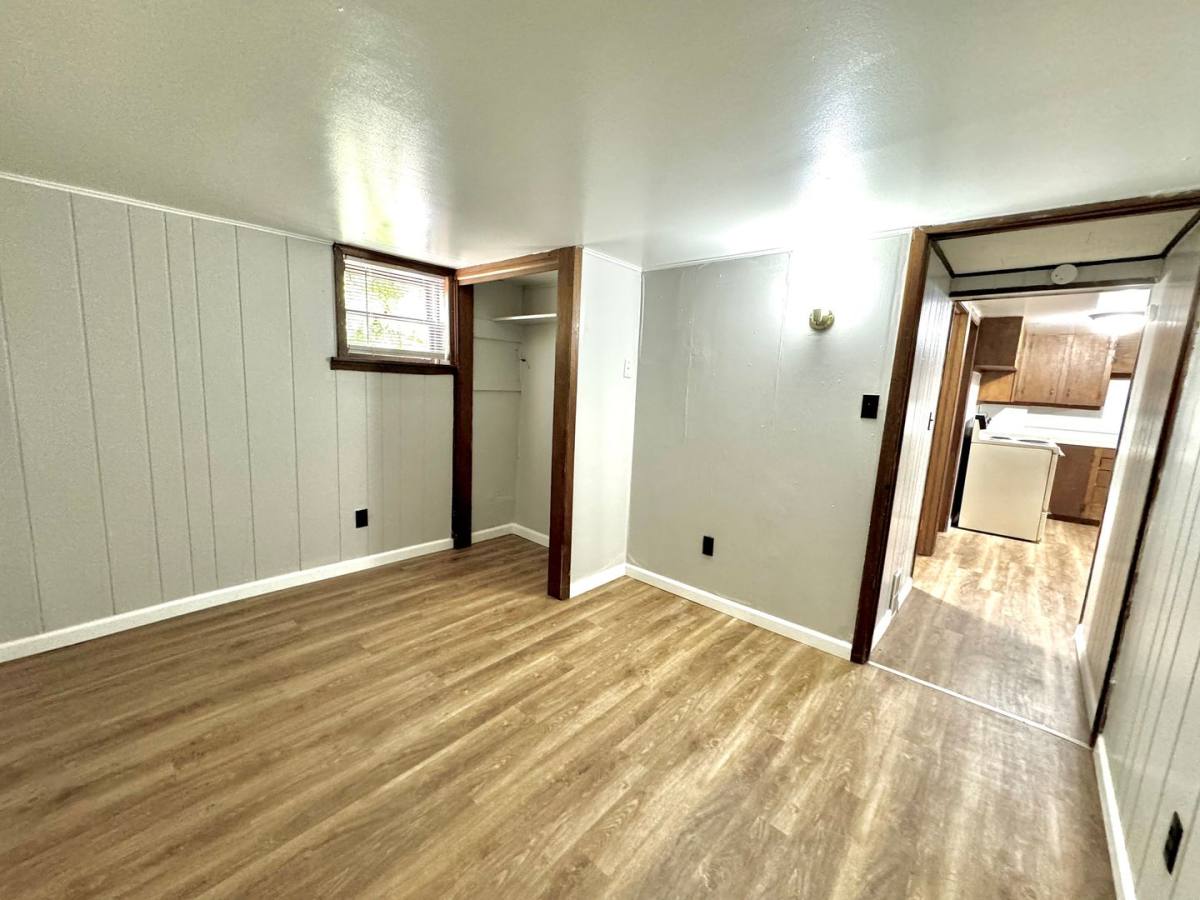 Apartment for rent at 1111 Eighth, Dodge City, KS 67801