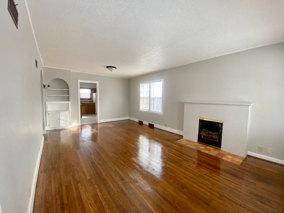 House for rent at 1406 2nd, Dodge City, KS 67801