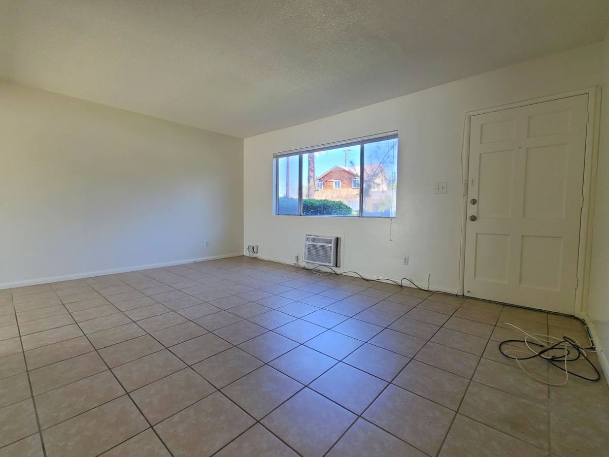 Apartment for rent at 1302-1308 E Central Ave, Redlands, CA 92374