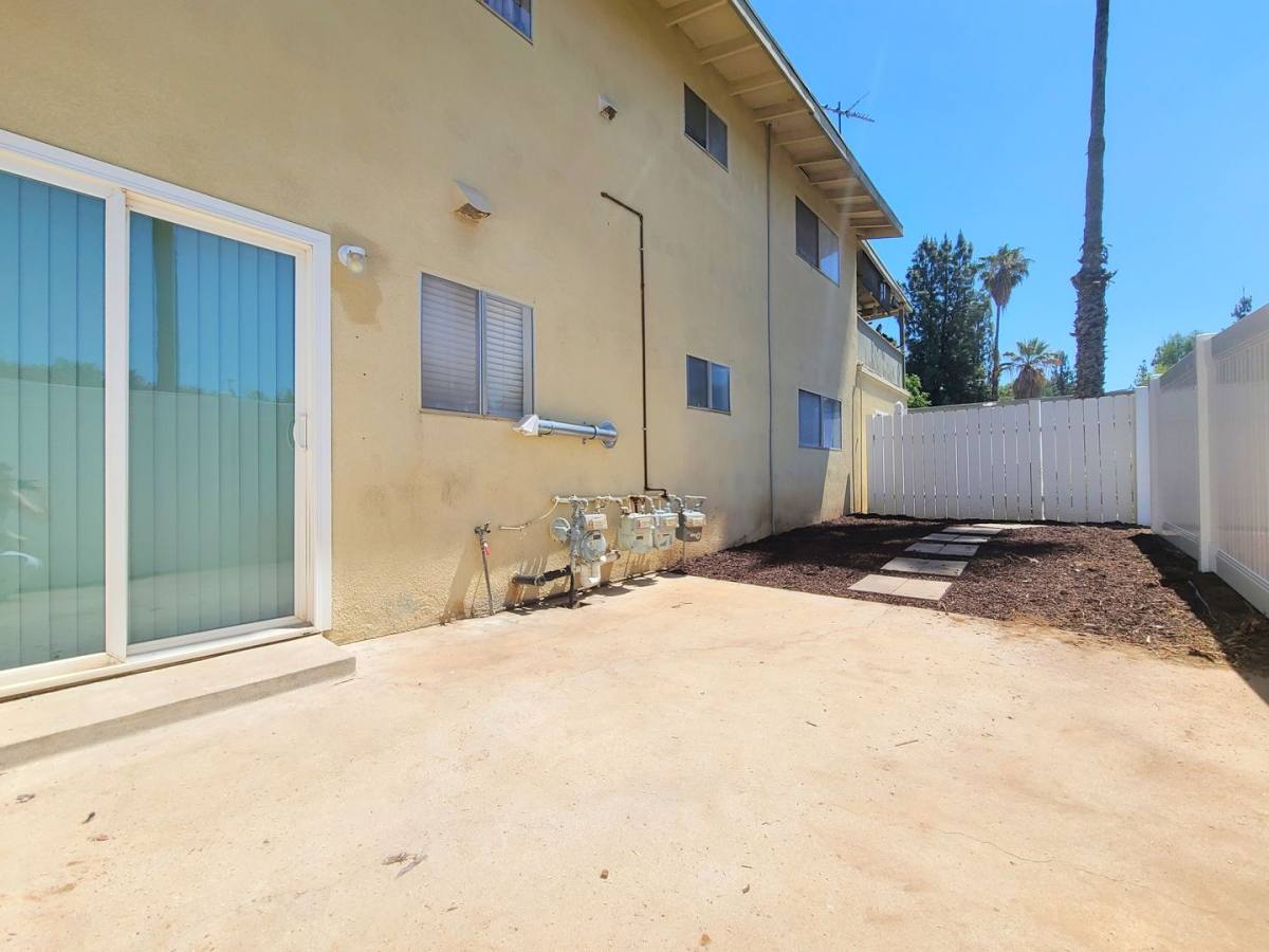 Apartment for rent at 1302-1308 E Central Ave, Redlands, CA 92374