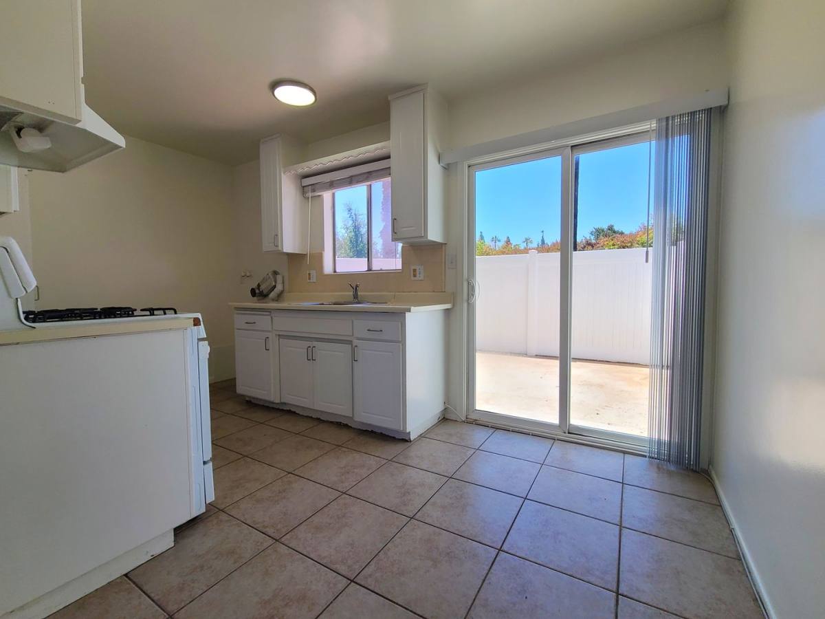 Apartment for rent at 1302-1308 E Central Ave, Redlands, CA 92374