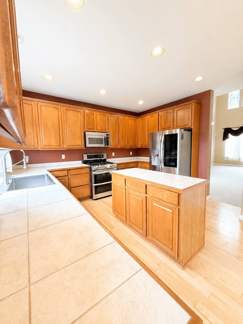 House for rent at 24524 SE 278th St, Maple Valley, WA 98038