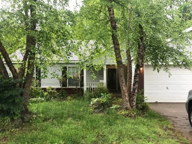 House for rent at 3194 Parkway Dr, Fayetteville, AR 72704