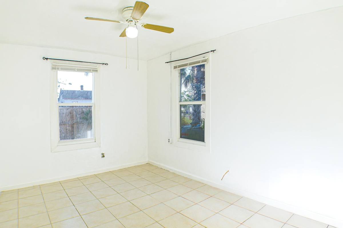 Apartment for rent at 3040-3042 Douglas Ave, Fort Myers, FL 33916