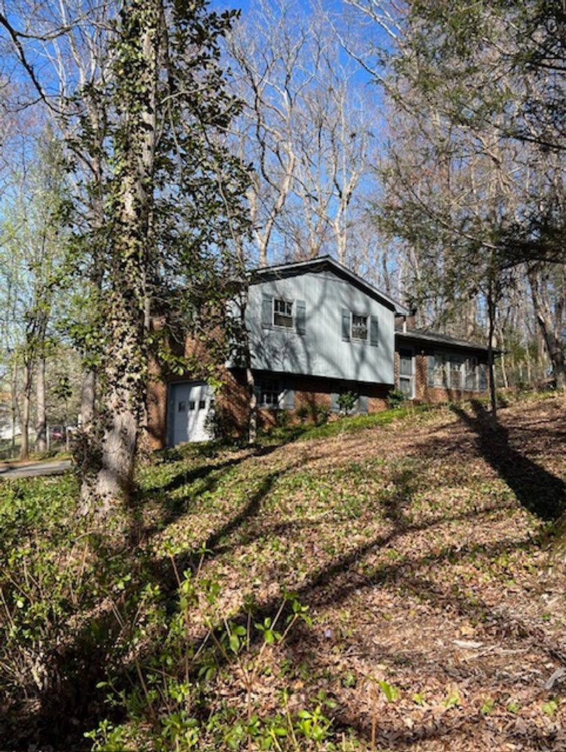 House for rent at 111 Keller St, Morganton, NC 28655