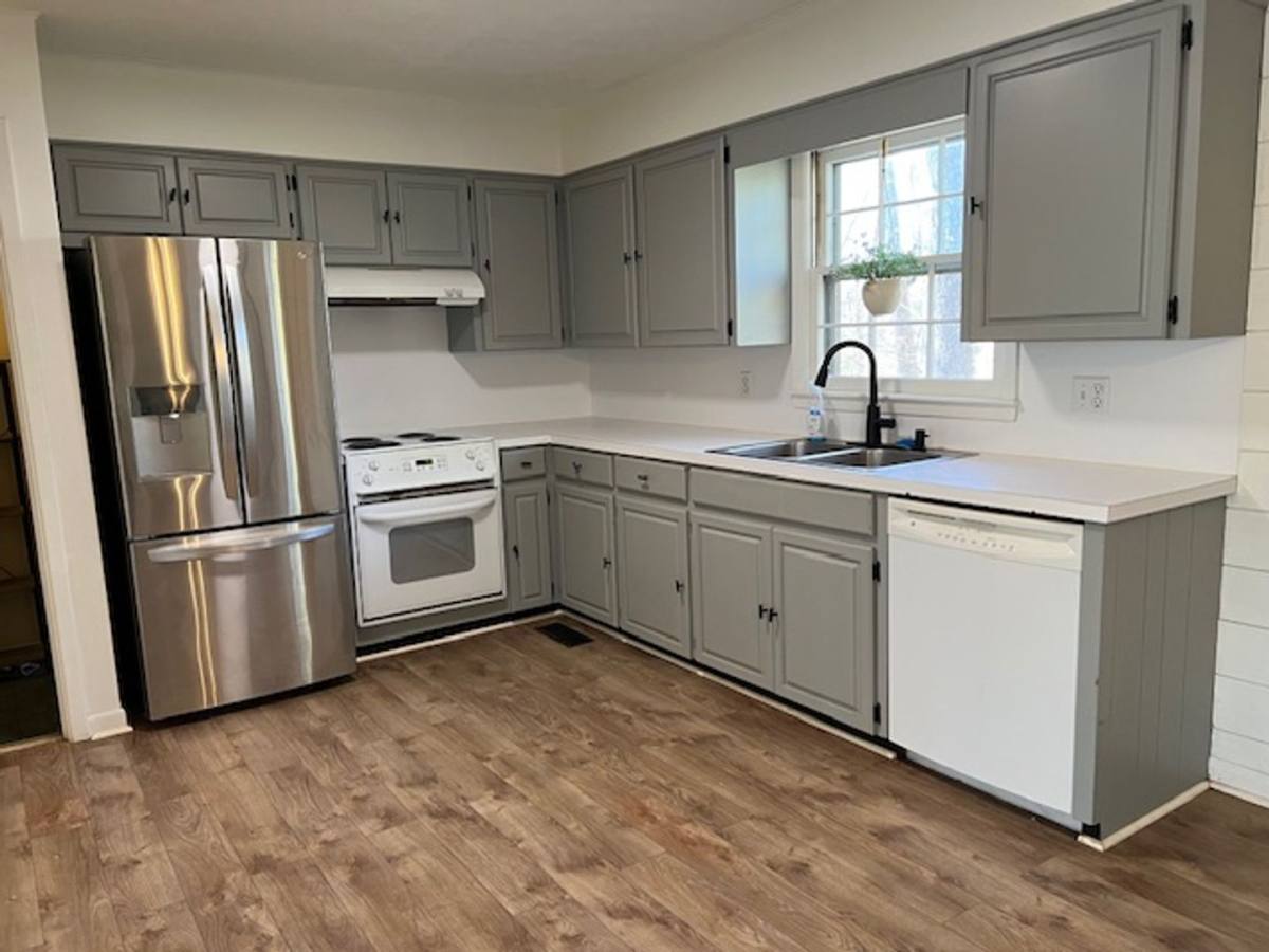 House for rent at 111 Keller St, Morganton, NC 28655