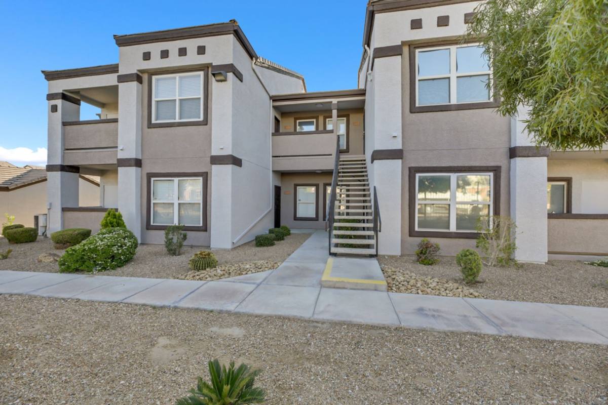 Condo for rent at 7255 W Sunset Rd, Las Vegas, NV 89113