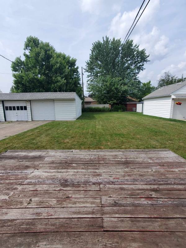 House for rent at 1510 Tuxedo Ave, Cleveland, OH 44134