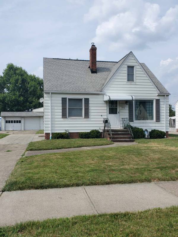 House for rent at 1510 Tuxedo Ave, Cleveland, OH 44134