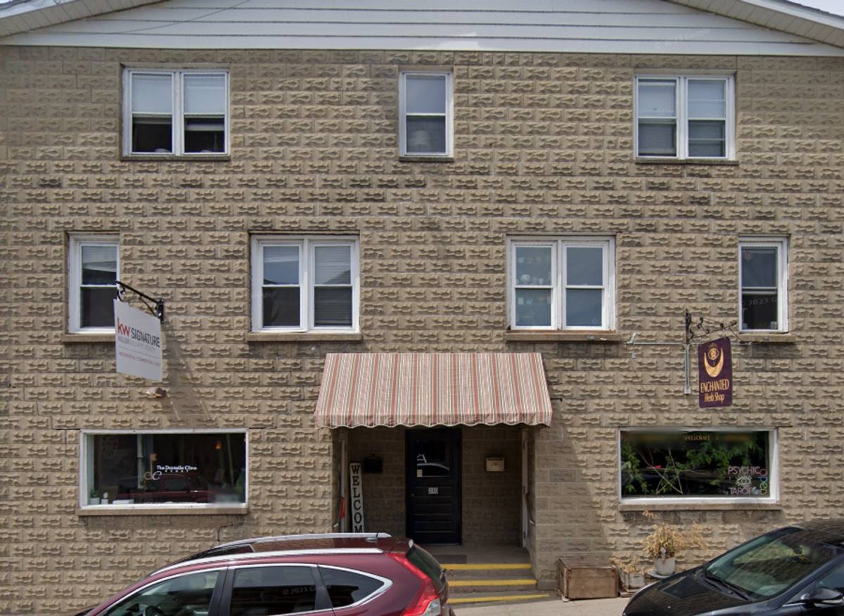 Apartment for rent at 310 N Main, Galena, IL 61036