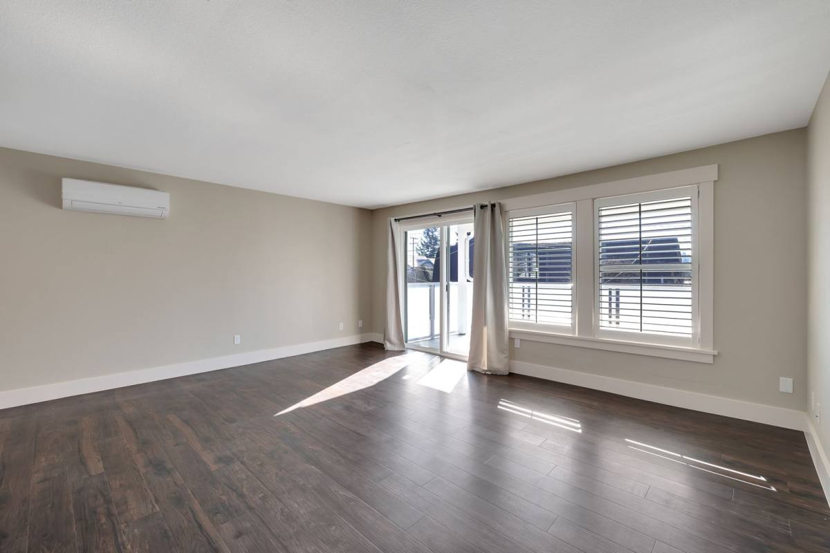 Apartment for rent at 1016 SW, Seattle, WA 98166