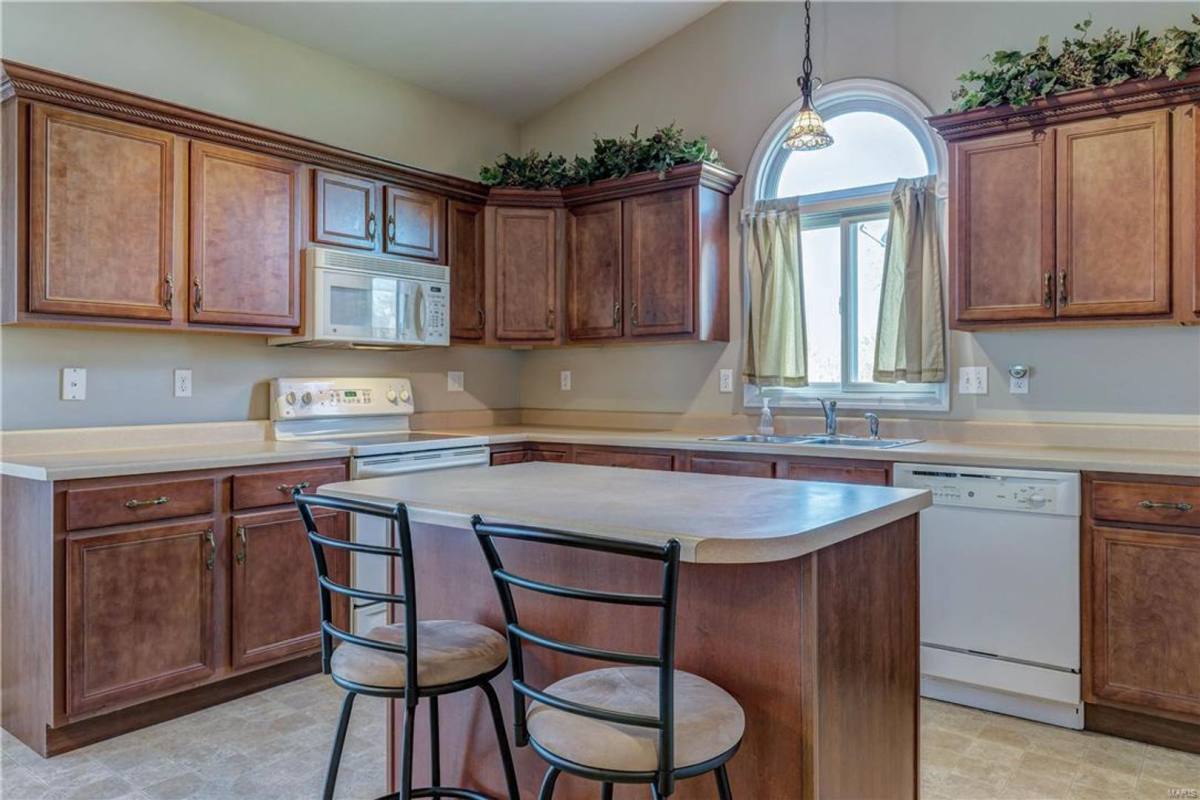 House for rent at 310 Royallsprings Parkway, O Fallon, MO 63368