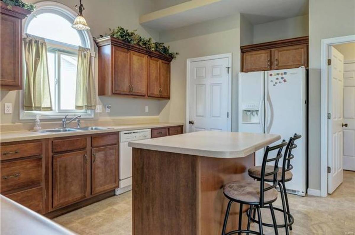 House for rent at 310 Royallsprings Parkway, O Fallon, MO 63368