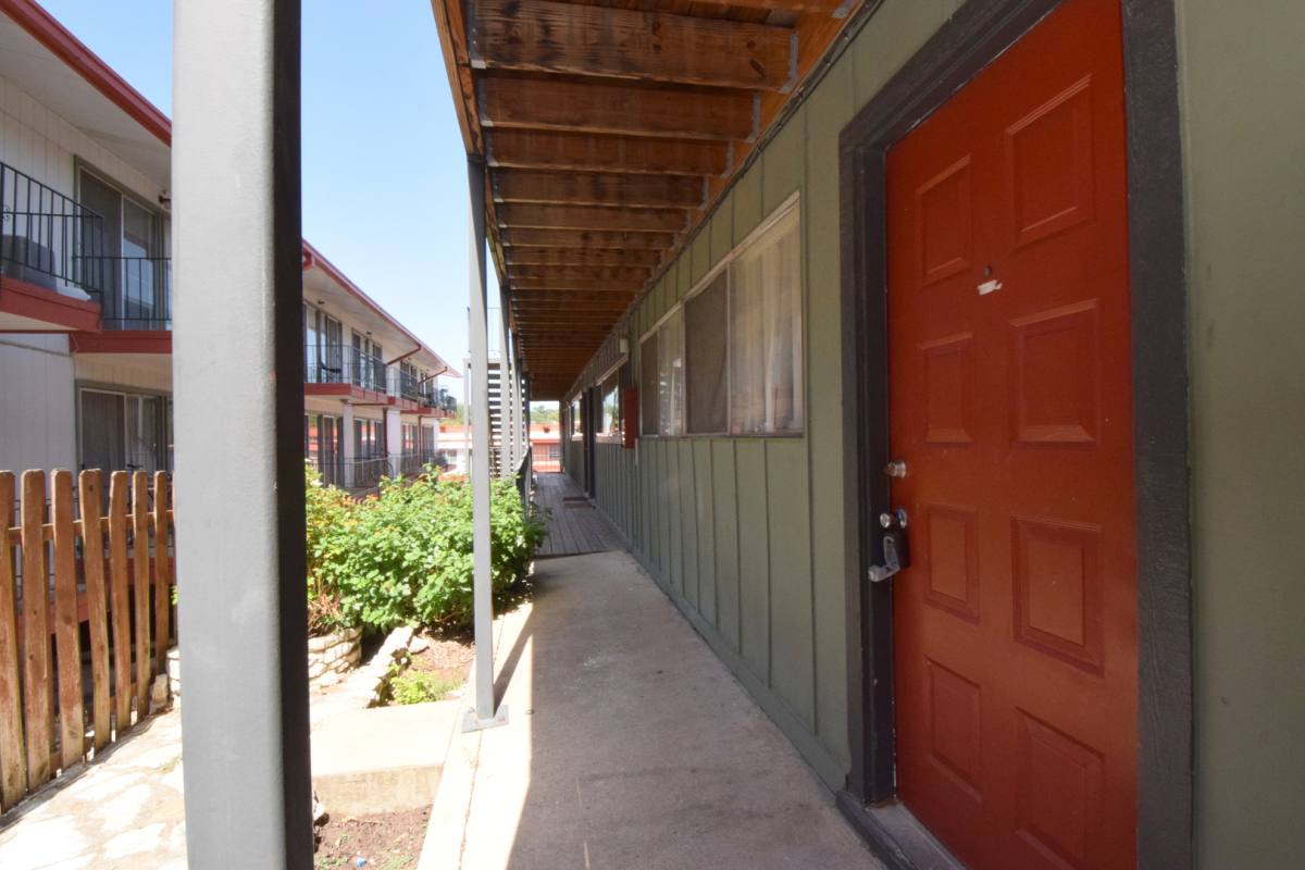 Apartment for rent at 2404 Longview St, Austin, TX 78705