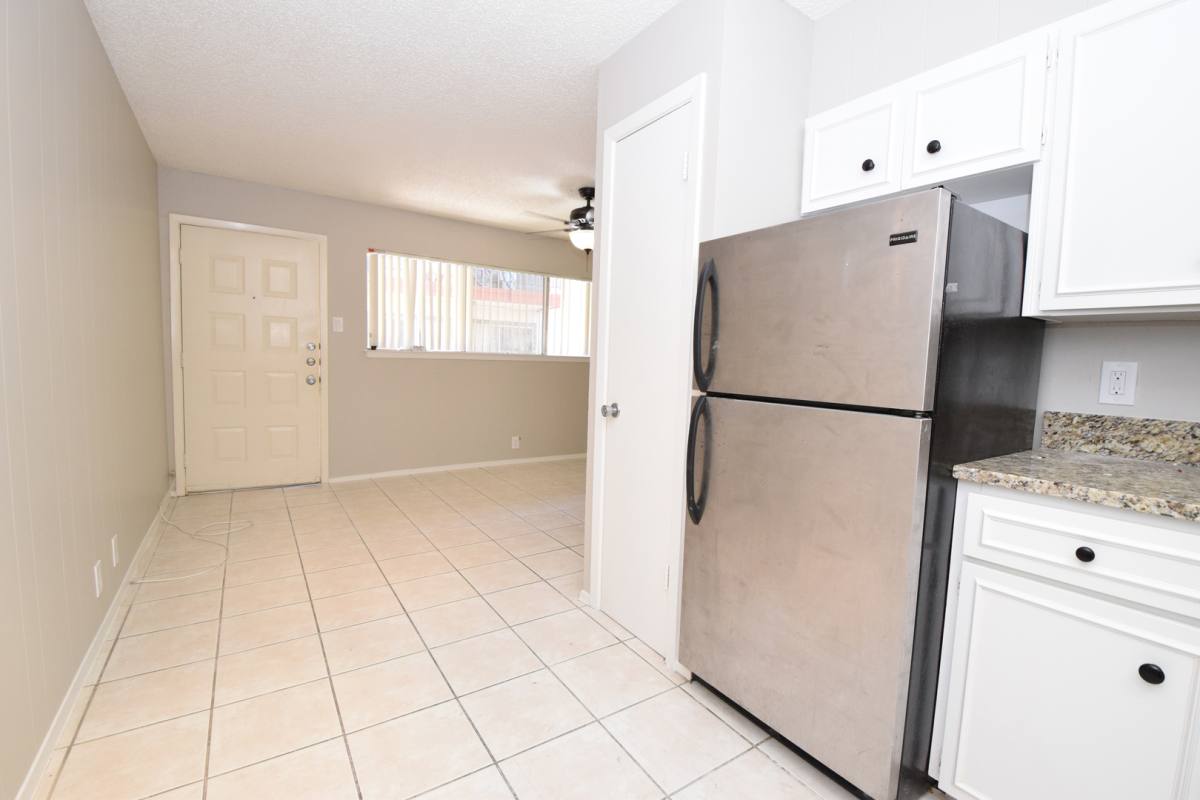 Apartment for rent at 2404 Longview St, Austin, TX 78705