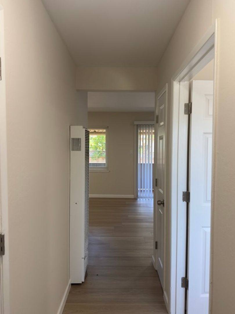 Apartment for rent at 1427 El Camino Rl, Burlingame, CA 94010