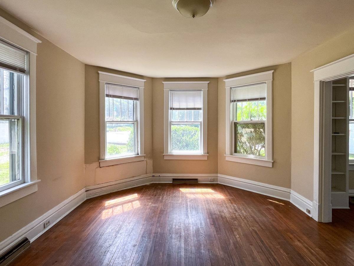 Apartment for rent at 2104 Hill St, Charlottesville, VA 22903