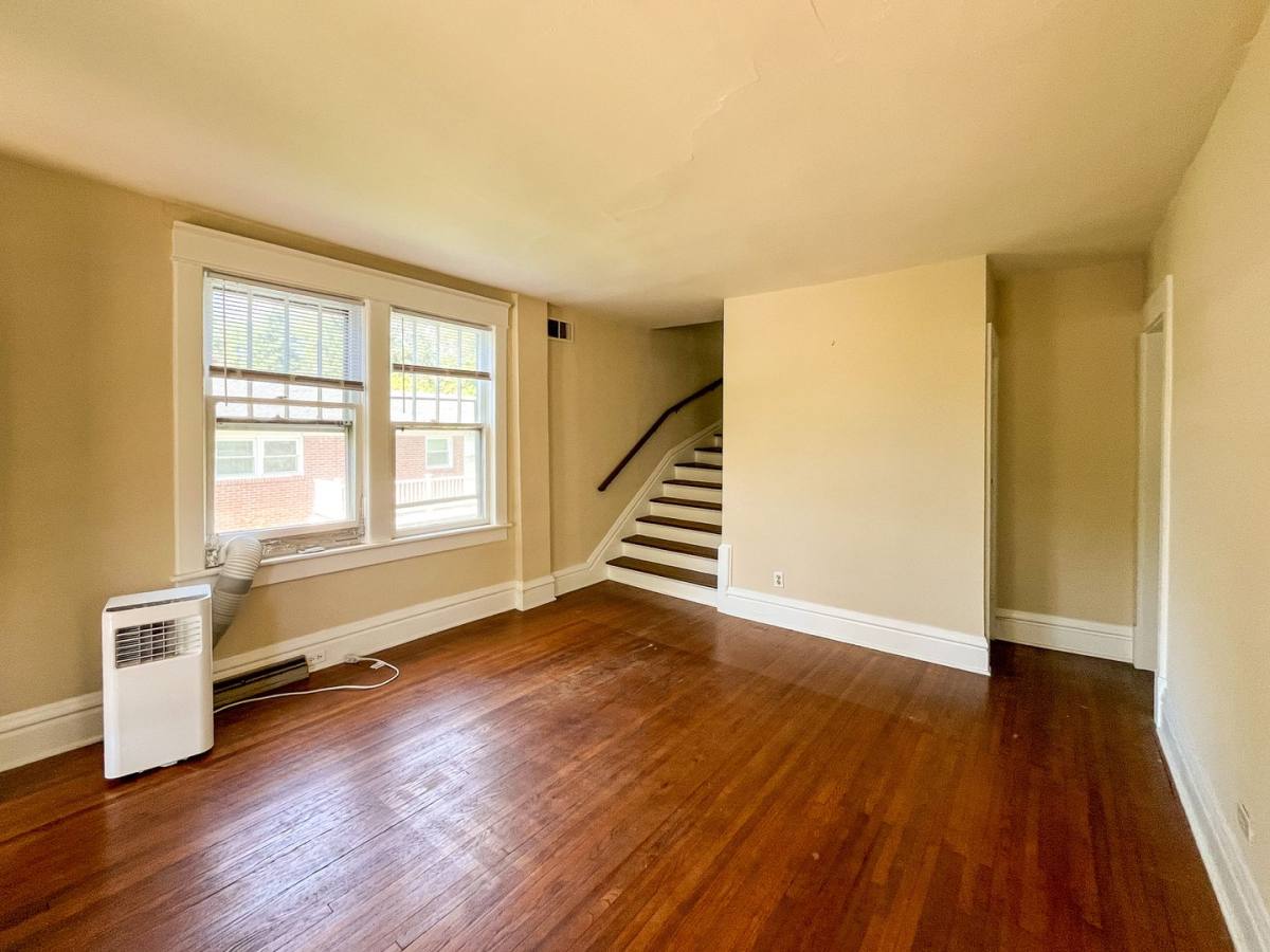 Apartment for rent at 2104 Hill St, Charlottesville, VA 22903