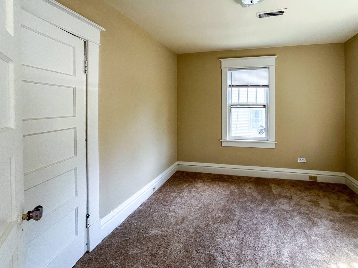 Apartment for rent at 2104 Hill St, Charlottesville, VA 22903