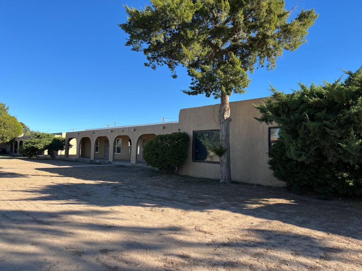 Apartment for rent at 1501 W Hank Ave, Artesia, NM 88210