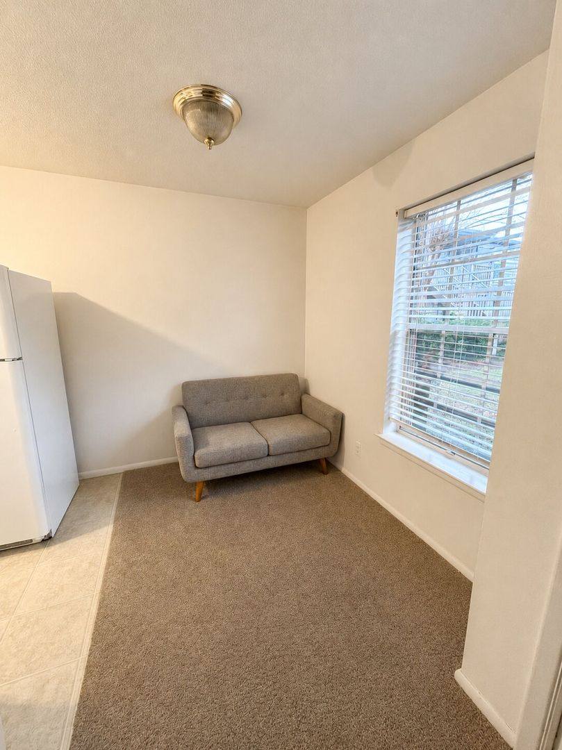 Apartment for rent at 3816 Country Club Rd #C, Winston Salem, NC 27104