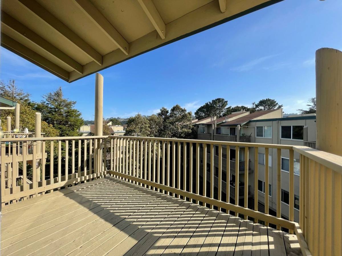 Apartment for rent at 373 Half Moon Lane, Daly City, CA 94015