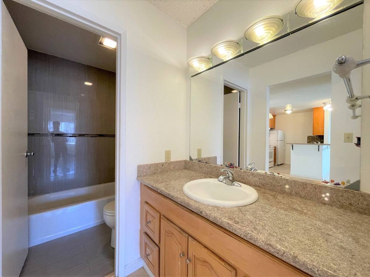 Apartment for rent at 373 Half Moon Lane, Daly City, CA 94015