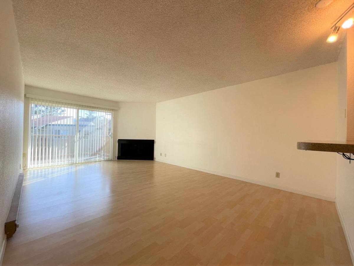 Apartment for rent at 373 Half Moon Lane, Daly City, CA 94015