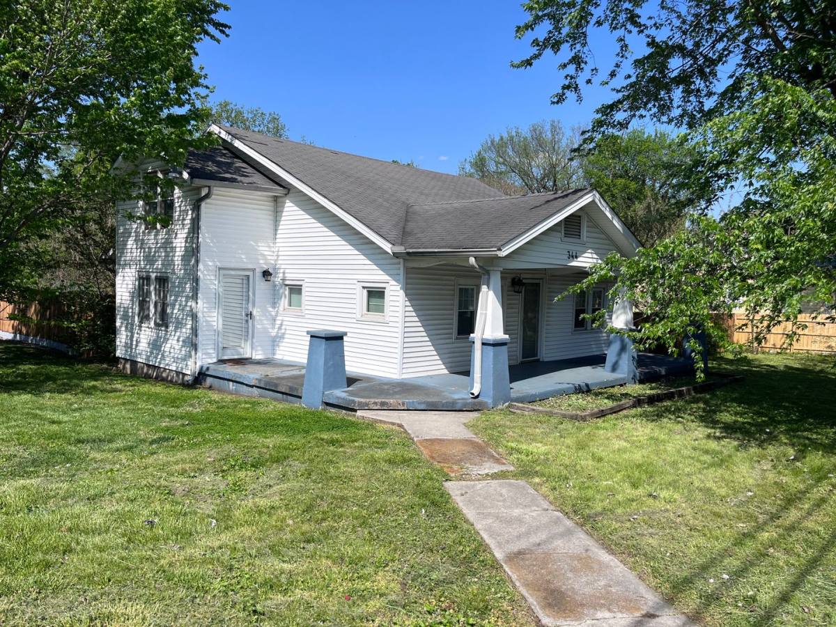 House for rent at 344 Peachtree St, Nashville, TN 37210
