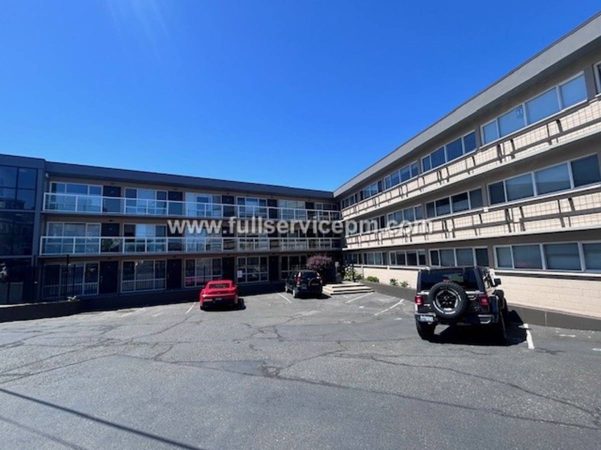 Condo for rent at 3151 Alki Ave SW, Seattle, WA 98116