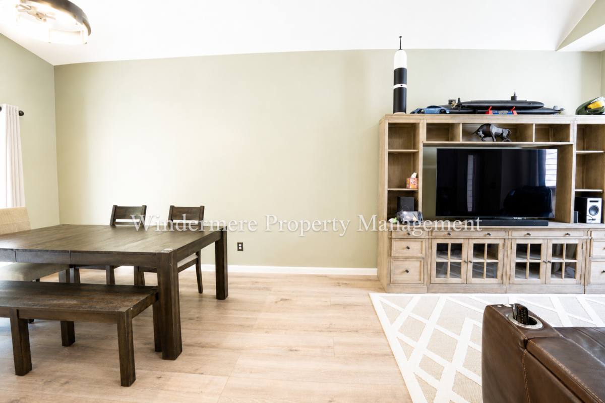 House for rent at 1087 NW Brinkley Court, Silverdale, WA 98383