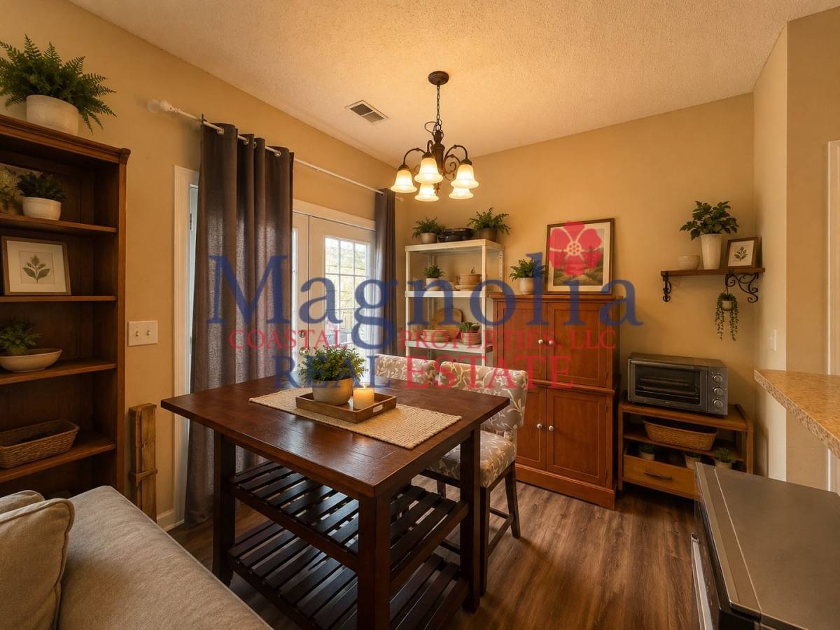House for rent at 55 Red Oak Dr, Richmond Hill, GA 31324