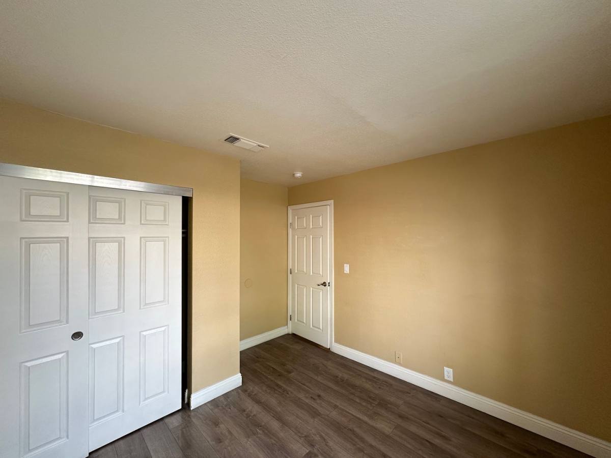 House for rent at 3136 Centavo Dr, Las Vegas, NV 89117
