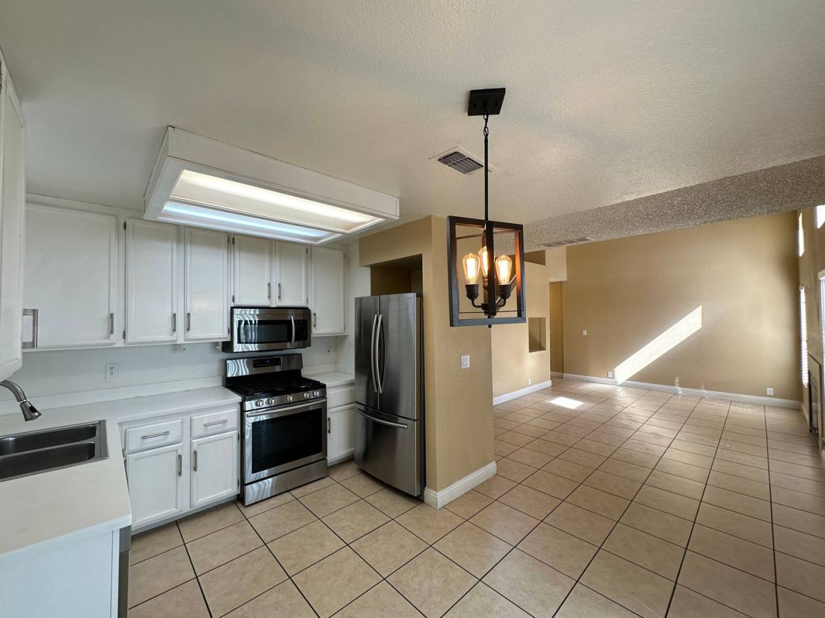 House for rent at 3136 Centavo Dr, Las Vegas, NV 89117