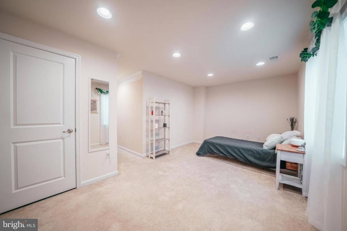 Townhouse for rent at 2111 Elm Tree Knoll, Charlottesville, VA 22911