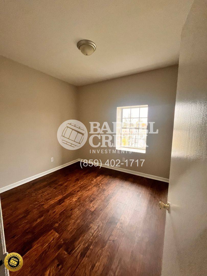 Apartment for rent at 508 N Main St, Harrodsburg, KY 40330
