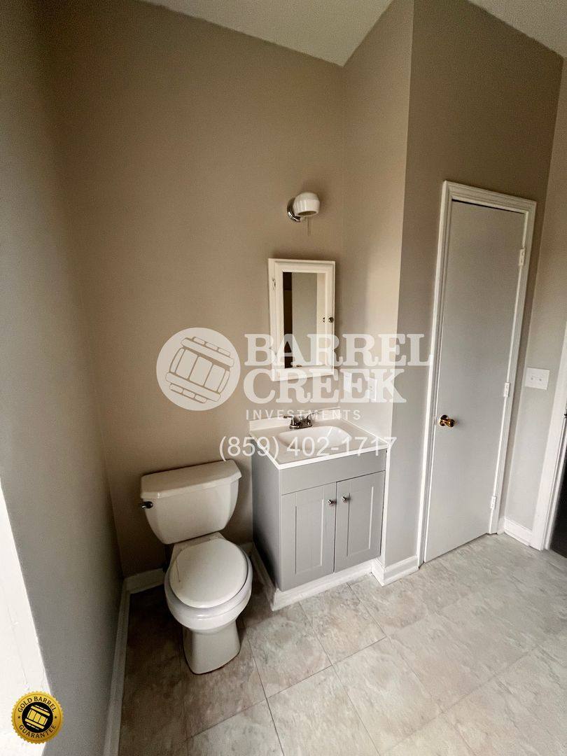 Apartment for rent at 508 N Main St, Harrodsburg, KY 40330