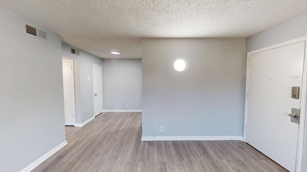 Apartment for rent at 1274 Murfreesboro Pike, Nashville, TN 37217