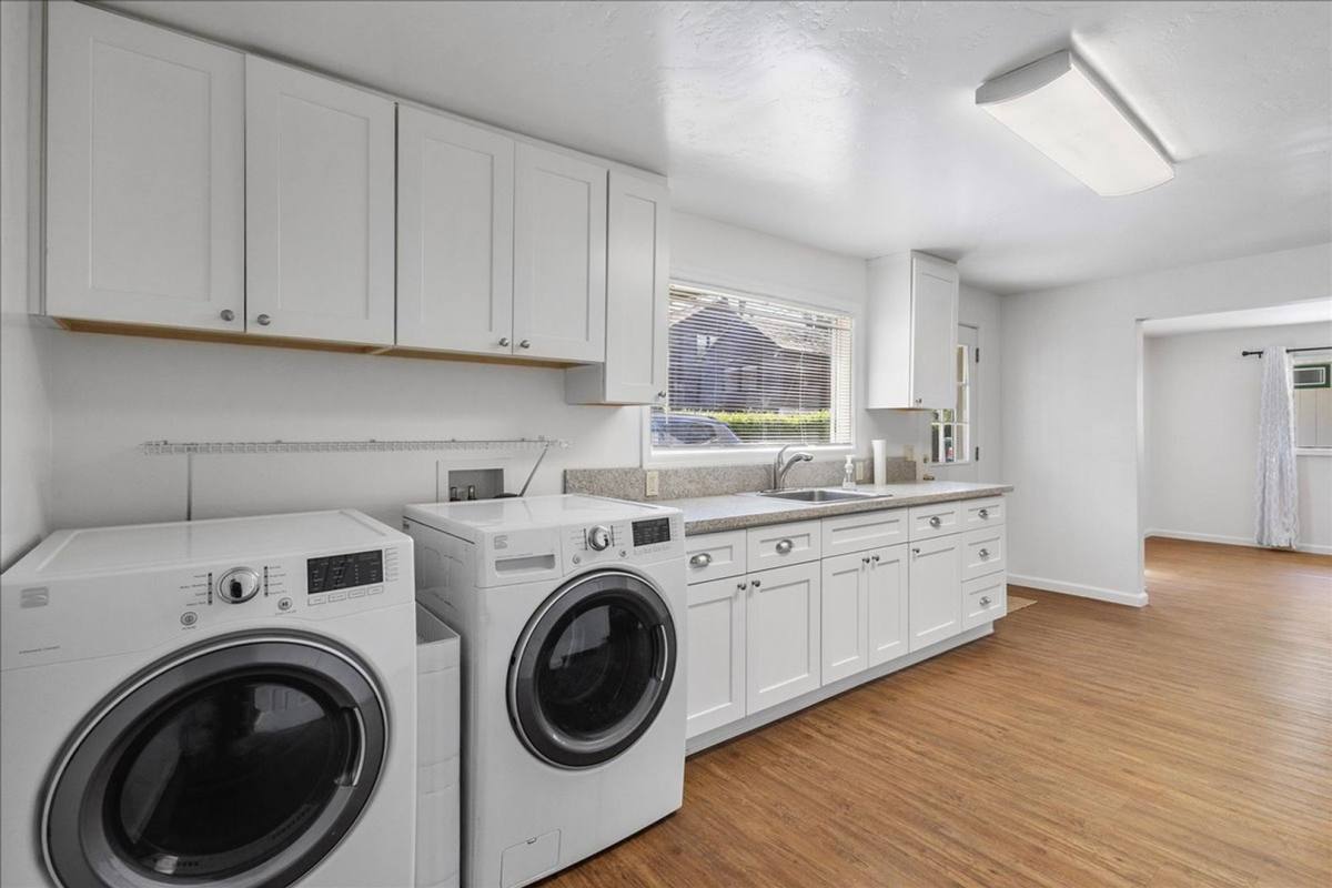 Apartment for rent at 1530 Stanton St, Alameda, CA 94501