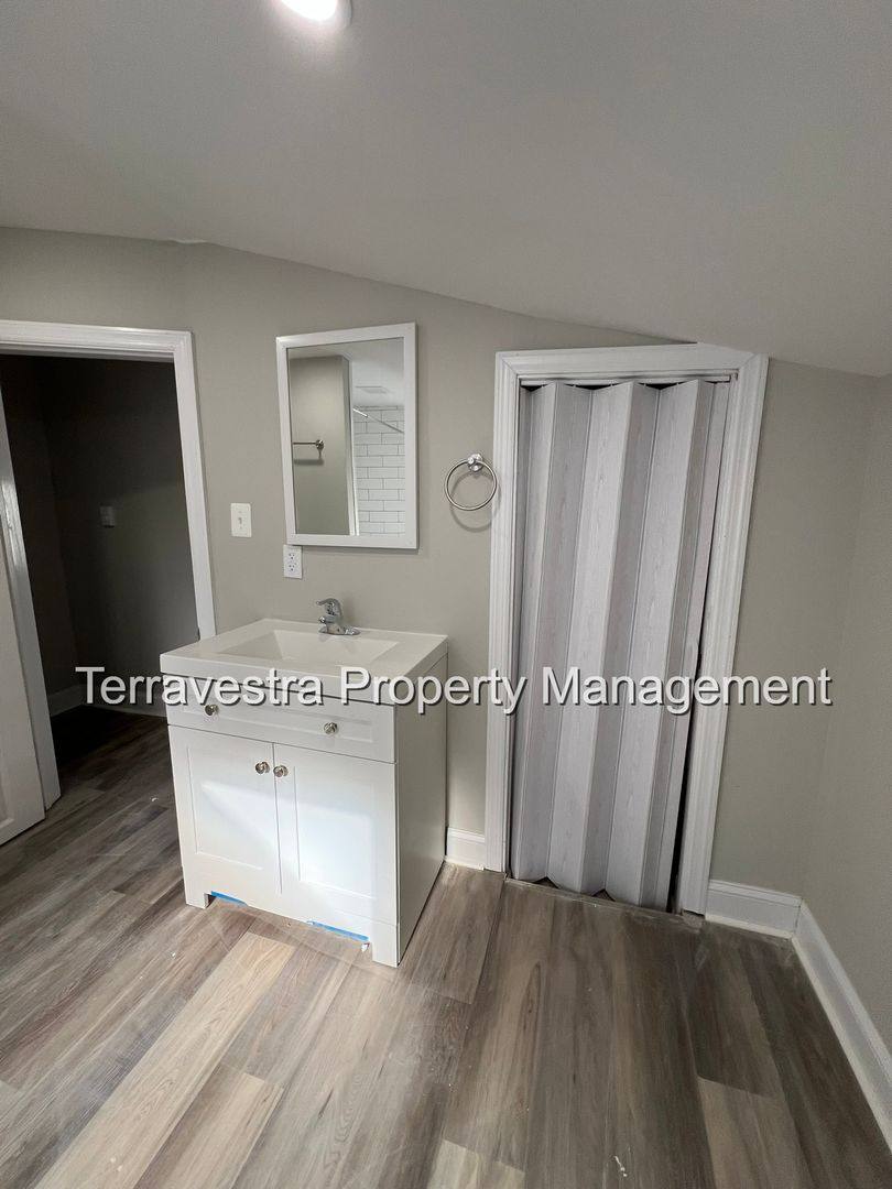 Apartment for rent at 509 N 4th St, Millville, NJ 08332