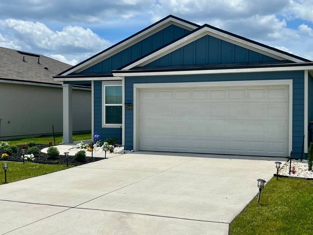 House for rent at 12440 Rubber Fig Terrace, Jacksonville, FL 32218