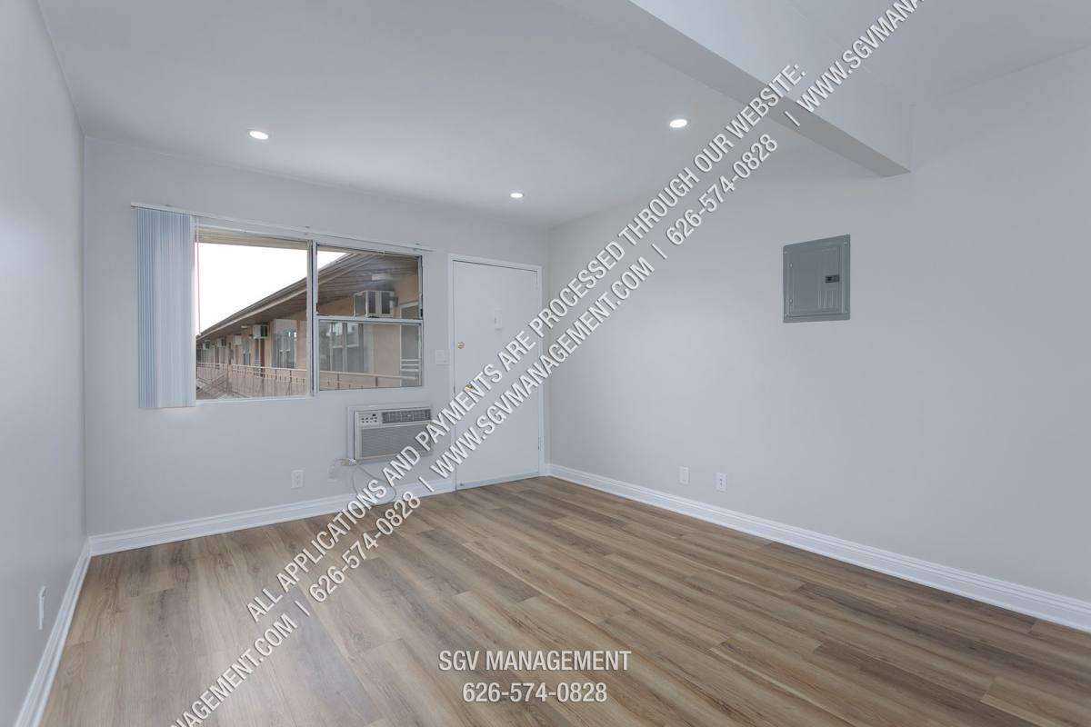 Apartment for rent at 209 - 215 E Live Oak St, San Gabriel, CA 91776