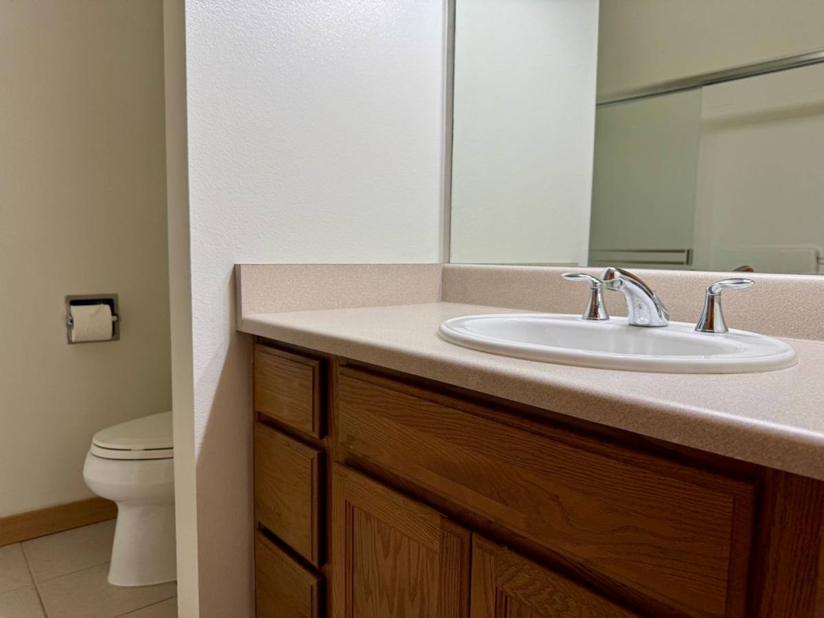 Townhouse for rent at 1311 Village Loop, Bandon, OR 97411
